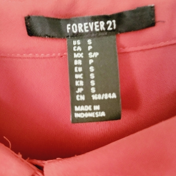 Forever 21 long sleeve blouse round  color, looks red but it is a rust color - Picture 5 of 6